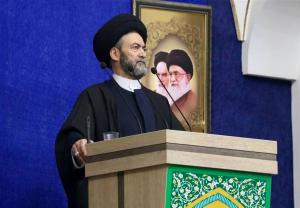امام جمعه اردبیل: پای گروسی هیچ وقت به ایران نمیرسد