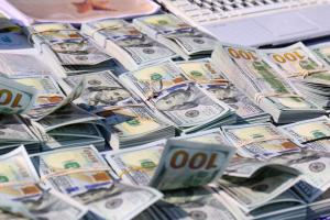 آخرین قیمت دلار، یورو و درهم در بازار ارز توافقی؛ عقبگرد دلار توافقی