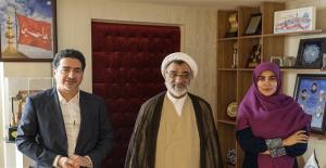  دیدار همایون شجریان با دبیر شورای عالی انقلاب فرهنگی 