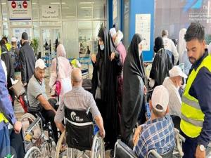 کاروان جانبازان از حج تمتع به کشور بازگشت
