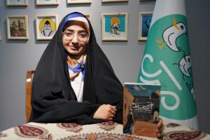 آموزش ادبیات جنگ در کنار ادبیات صلح به بچهها؛ جنگ در نظر ما دفاع است