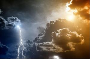 رگبار و رعد و برق در ۵ استان
