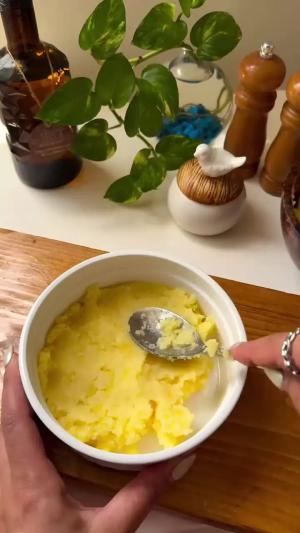 غذای فوری با پوره سیب زمینی و گوشت چرخ کرده + فیلم