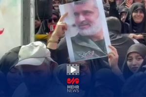 دعای تلقین بر پیکر شهیدان باقری و حاجیزاده