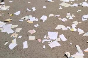 شادی یا اعتراض؟ روایت ناتمام کتابهای پارهشده
