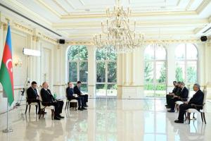 سفیر جدید ایران استوارنامه خود را به علیاف تقدیم کرد