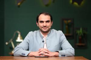 چرا «پایگاه قطر» و چرا «بشارت فتح»؟