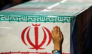 عکس دستهجمعی ۱۲ عضو یک خانواده که شهید شدند