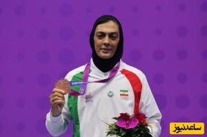 رونمایی از روش متفاوت و لاتی شهربانو منصوریان برای بستن بند کفش اش +فیلم/ اون اتوبوس اجاره ایه یا مال شرکت واحده؟