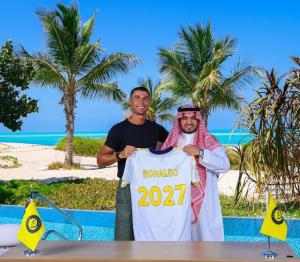 شرط رونالدو برای ماندن در النصر چه بود؟ | بالاخره قرارداد تمدید شد