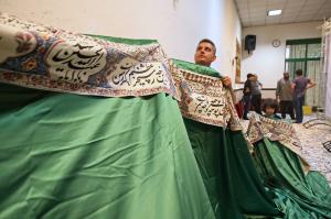 این مسجد در محرم سبز می شود