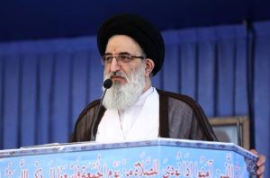   امام جمعه کرج: امور هسته‌ای را مخفیانه دنبال کنیم 