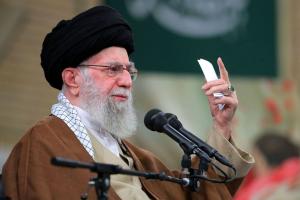  مداح اهل بیت: از امشب مجلس روضه رهبر انقلاب برقرار است + فیلم 
