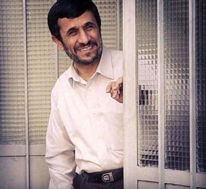 همکاری و کمک پسران مهندس و داماد پزشک محمود احمدی‌نژاد در ساخت خانه 175 متری رئیس جمهور سابق در شمال تهران +ویدیو