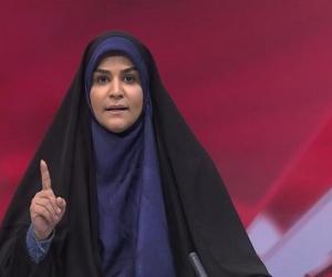 عکس جالب سحر امامی روی دیوارنگاره میدان ولیعصر(عج)