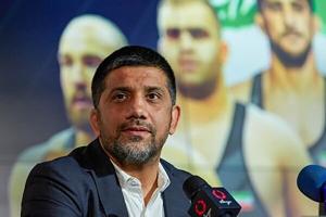 دبیر خطاب به رضا پهلوی: هنوز داری از ننهات پول میگیری، میخواهی مملکت بچرخانی؟/ این جنگ یعنی ما زیر بلیط کسی نیستیم